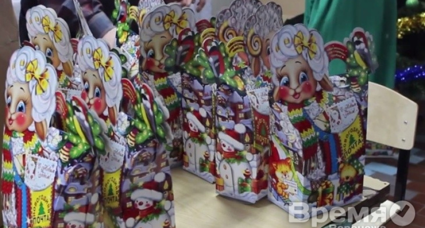 УГМК поздравила новохоперских детей с Новым годом