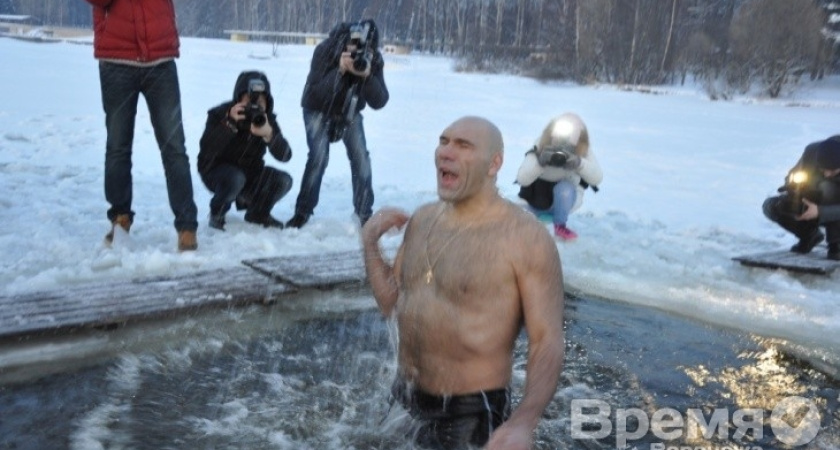 ОГОНЬ И ВОДА пред-Крещенского Воронежа