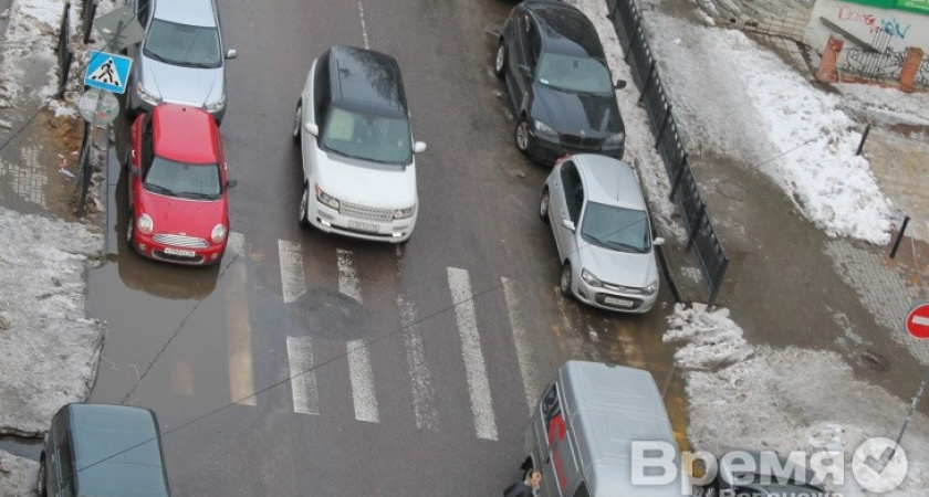 Воронеж барахтается в воде, но не тонет