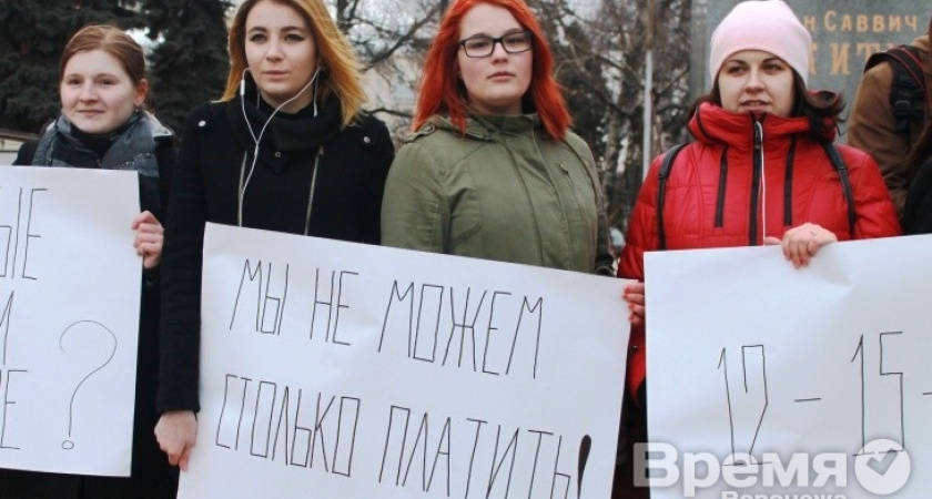 Воронежцы попросили помыть маршрутки