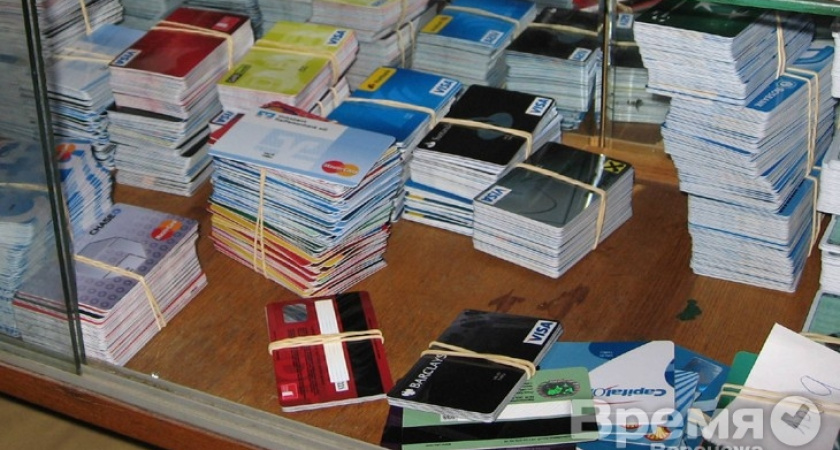 Дебетовая карта: как правильно выбрать и не потерять свои деньги