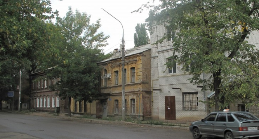 В ТЕМУ НЕДЕЛИ: Экскурсия по одной из самых старинных улиц города