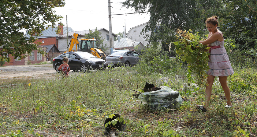 Воронежцы убрали от мусора парки и скверы 