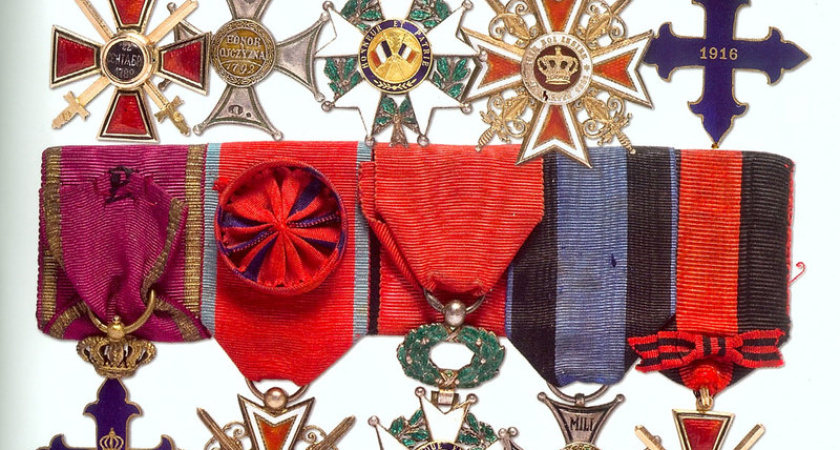 Воронежским чиновникам запретили самим принимать награды других государств