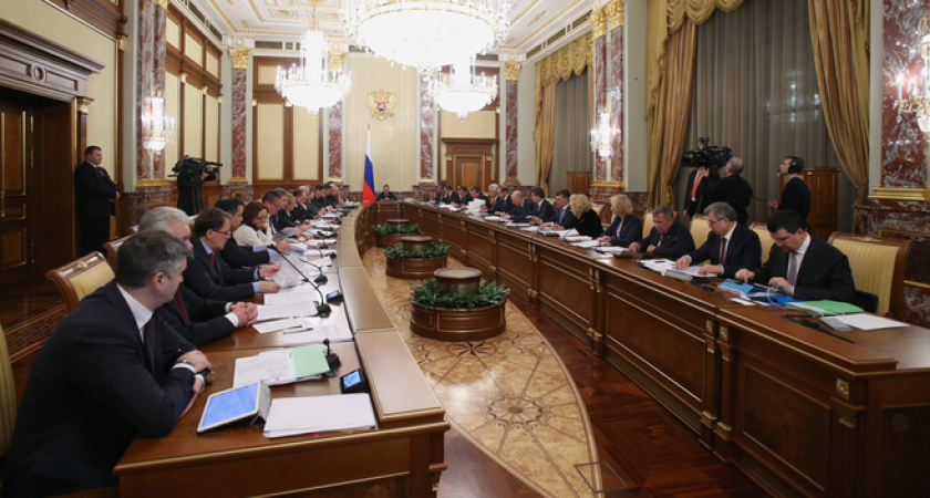 Воронежский губернатор попросил Медведева снизить нагрузку на региональный бюджет