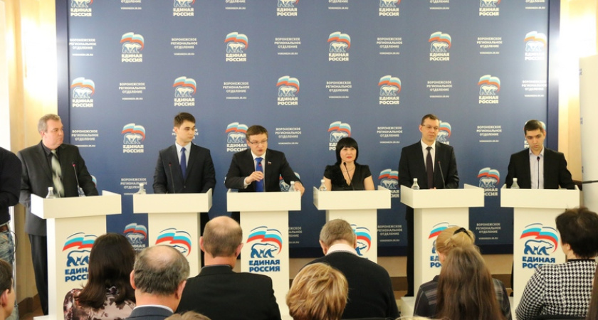 Воронежские участники праймериз  размялись на первых  дебатах 