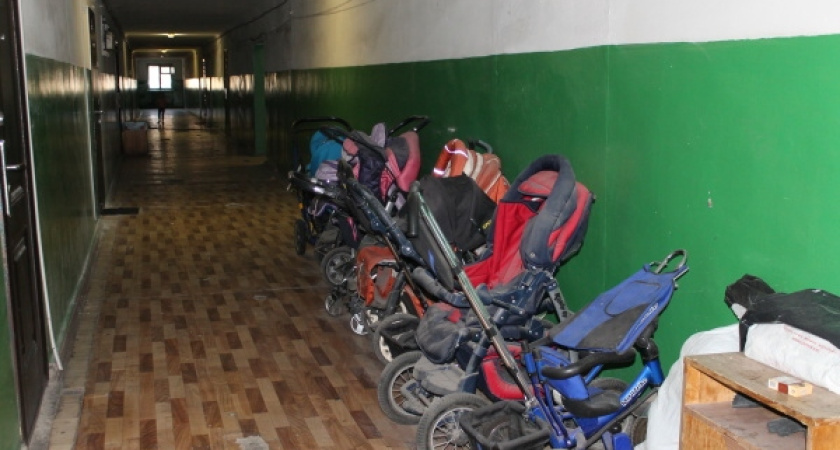  Стены воронежского общежития обваливаются, но чиновники уверены – капремонт подождёт 