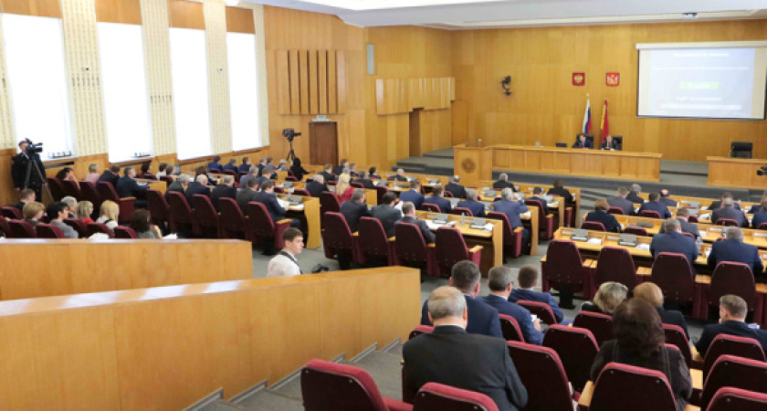 Депутаты Воронежской облдумы не признают обвинений в сокрытии доходов