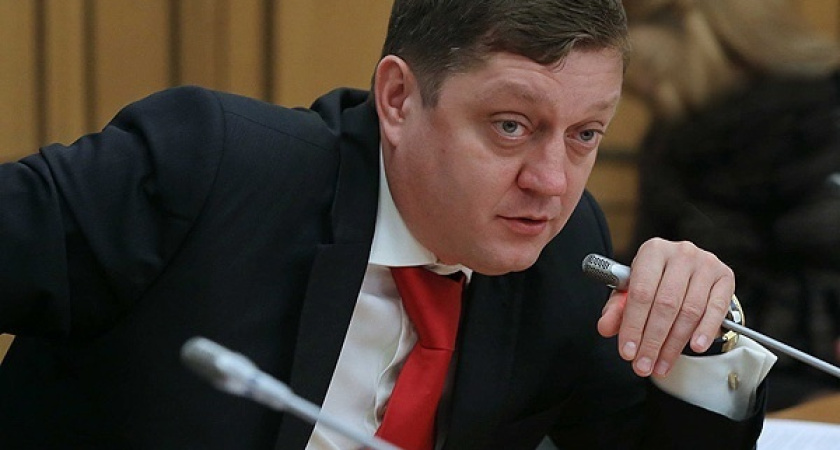 Олег Пахолков больше не будет воронежским депутатом