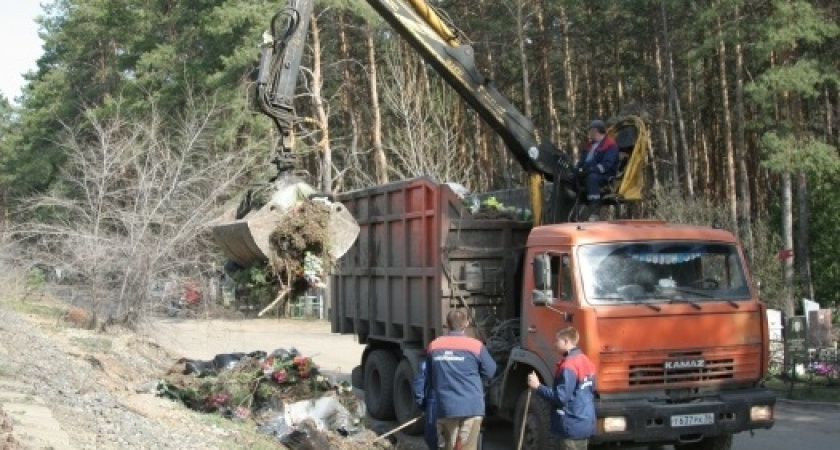 Воронежские кладбища подготовили к Пасхе 