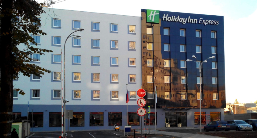 Сын Владимира Якунина  продает отель в Воронеже 