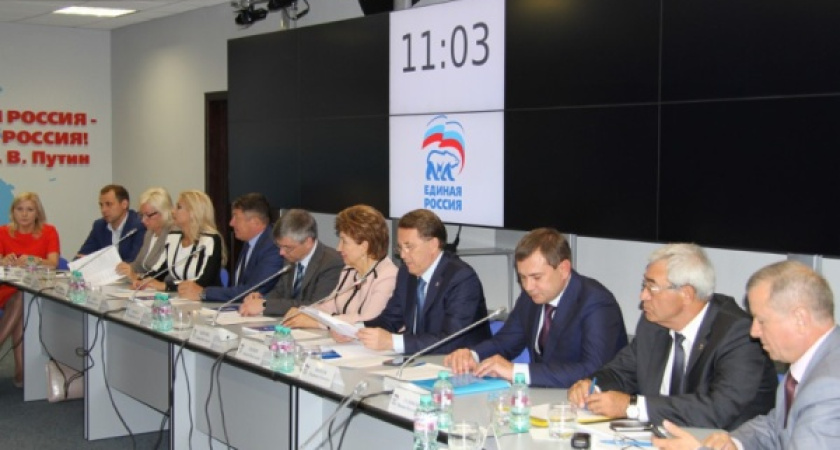 Воронежский губернатор призвал кандидатов-единороссов уйти от популизма 