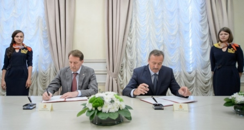 Воронежский агрохолдинг взял в «нагрузку» шесть районов области