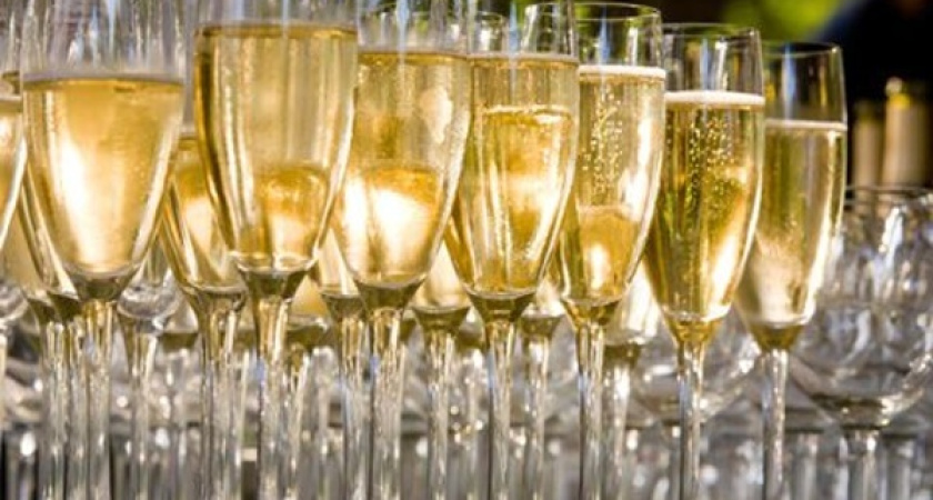 С прилавков воронежских магазинов исчезнет дешёвое шампанское 
