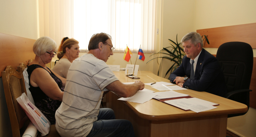 Воронежский мэр отказал предпринимателям «Остужевского» мини-рынка