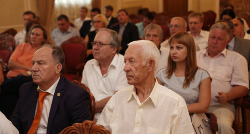 В Воронеже борются с бюрократией при оформлении документов на строительство