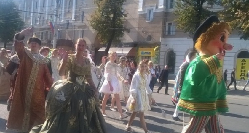 В День города воронежцев накормят трёхметровым пряником 