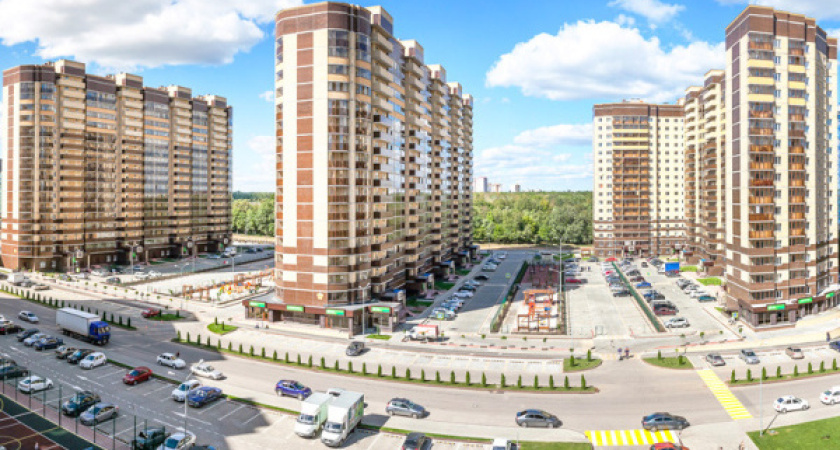 Игорь Левитин похвалил спортивные площадки во дворах воронежских новостроек 