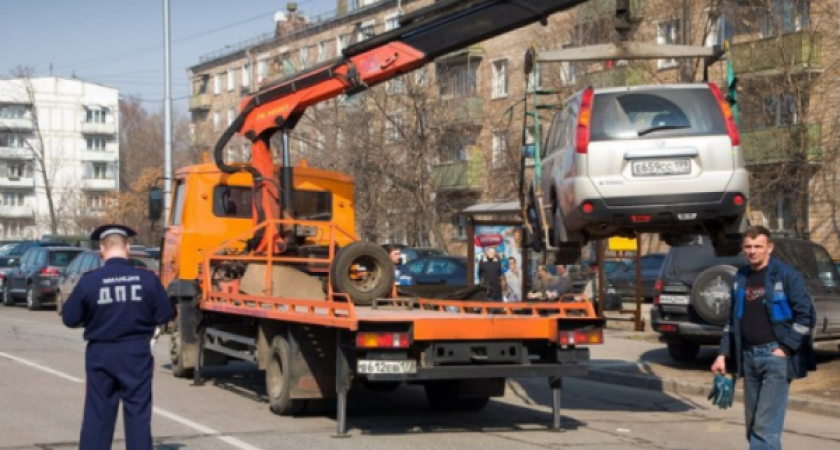 С воронежских улиц перестали эвакуировать авто 
