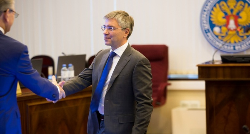 Воронежский депутат научил единороссов общению с прессой