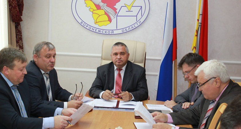 Воронежский облизбирком единогласно принял отставку Владимира Селянина