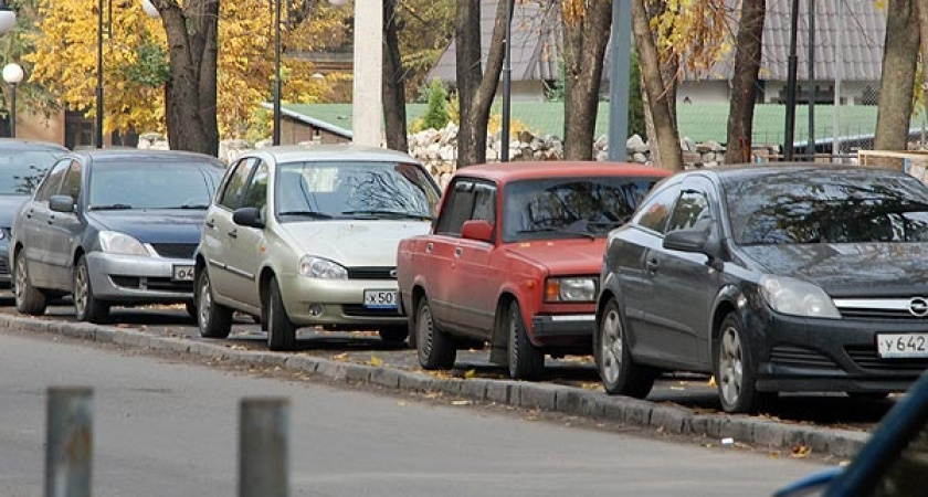 Воронежские власти все же взялись за платные парковки