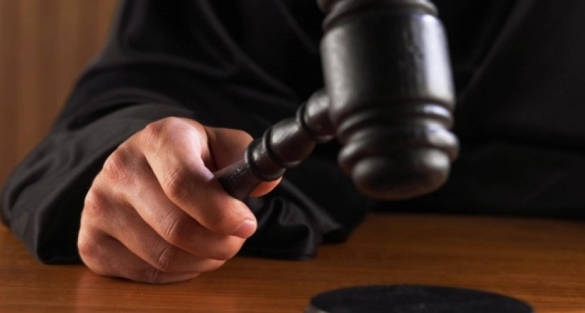 В Воронеже начальник вокзалов отделался условным сроком за превышение полномочий