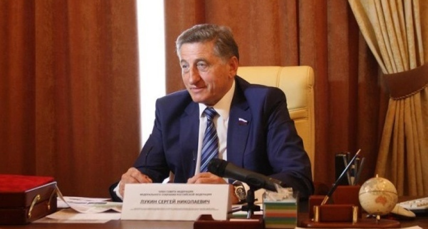 Воронежский сенатор поздравил журналистов с Днем печати