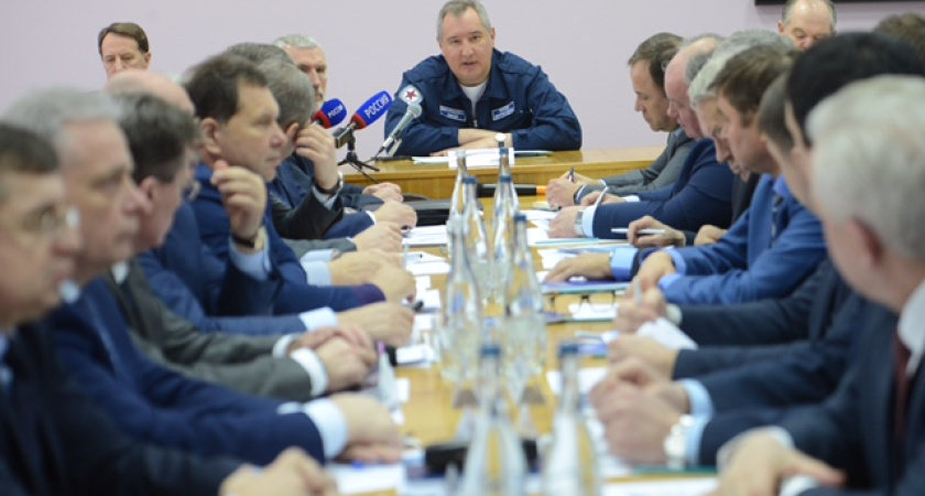 Вице-премьер назвал диверсией маленькие зарплаты на Воронежском мехзаводе