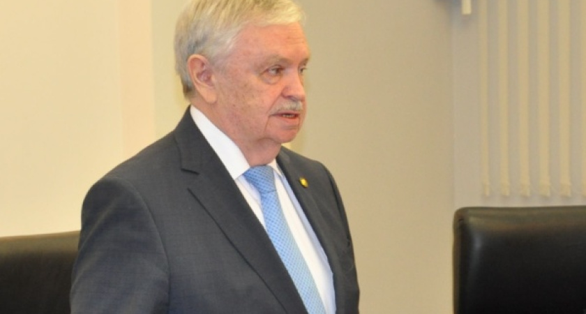 Писатель Альберт Лиханов в Воронеже: «Усыновление детей со СПИДом стало коммерцией» 