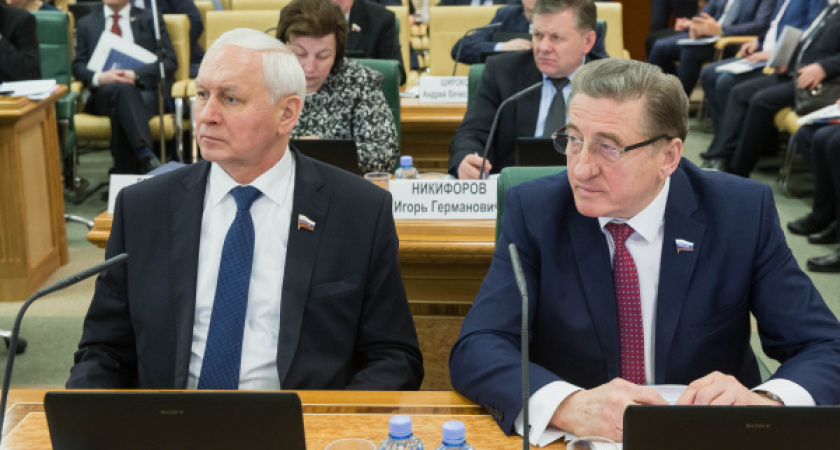 Сенатор: «Комплексное развитие застроенных территорий поможет жителям аварийных домов»