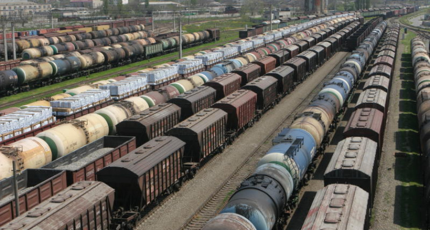 Февраль «вытянул» воронежский стройкомплекс и «посадил» промышленность 