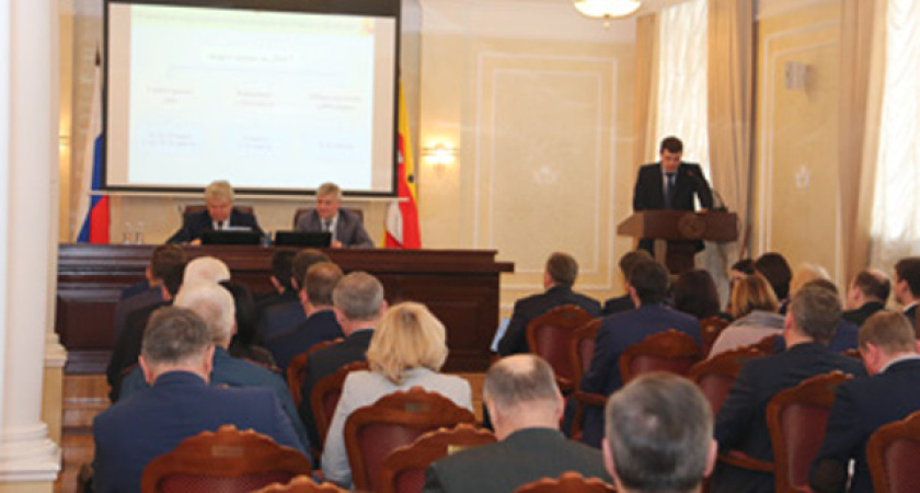 В Воронеже «месячник благоустройства» стал на две недели длиннее 