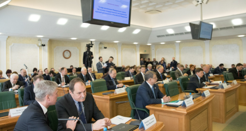 Воронежский депутат выступил против всемогущих торговых сетей