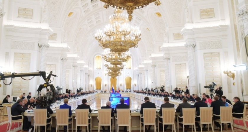 На Госсовете общественники пожаловались на аварийные дома в Воронеже 