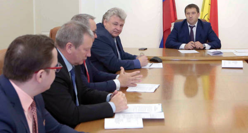 Доходы воронежских чиновников будут проверять по решению губернатора 