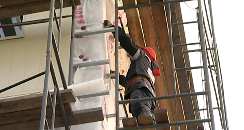 Город Воронежской области задолжал почти 400 тысяч за капремонт