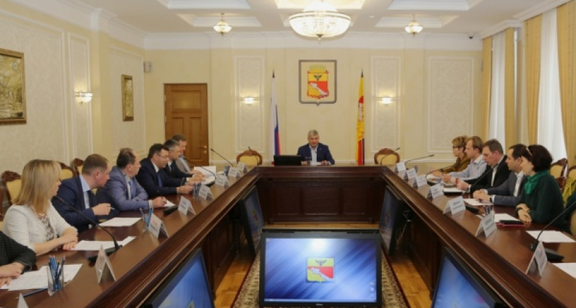 Воронежские чиновники признались в коррупционных рисках 