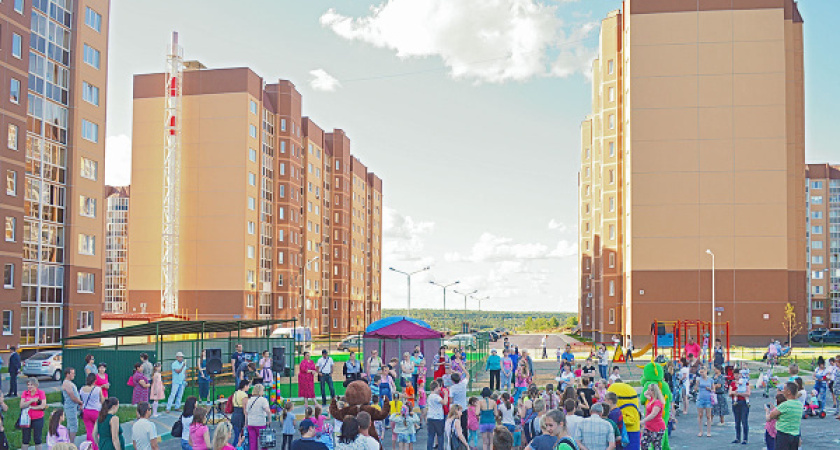 В воронежском «Ласточкино» открылась детская площадка нового поколения 