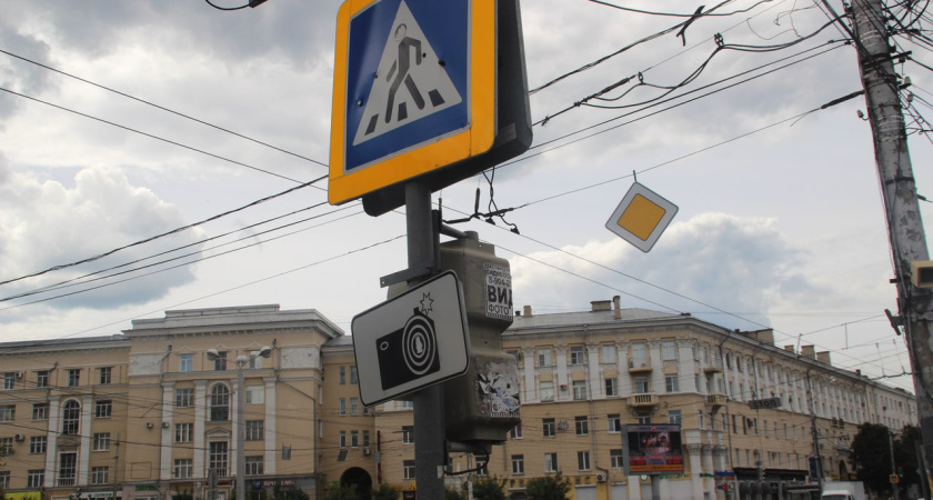 ГИБДД порекомендовала установить камеры в воронежских автобусах