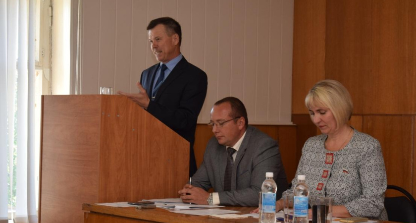 Глава района под Воронежем ушел в «техническую» отставку