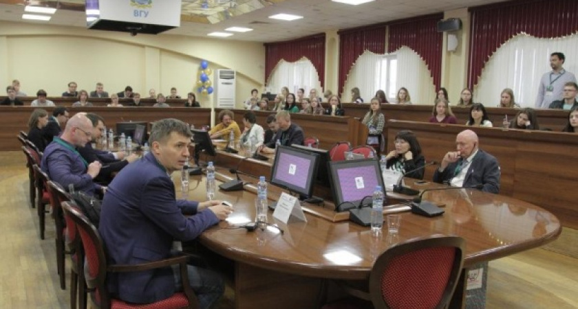 Ведущие учёные съехались в Воронеж на конференцию 