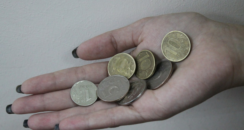 Воронежских работодателей попросили платить людям немного больше