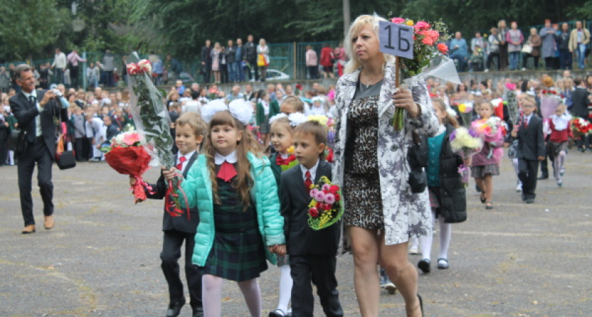 Больше половины воронежских школ переполнены