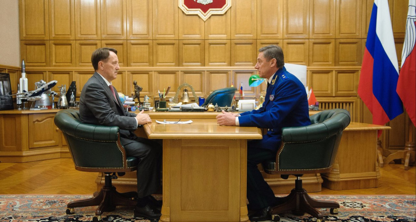 Губернатор обратил внимание прокурора области на вырубку леса под Воронежем