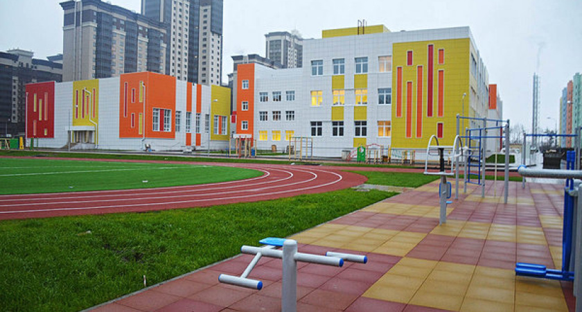 Алексей Фактор: «В Воронеже построили школу для будущих поколений»