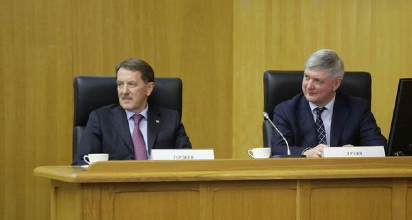 Экс-мэр признал экс-губернатора почетным гражданином Воронежской области