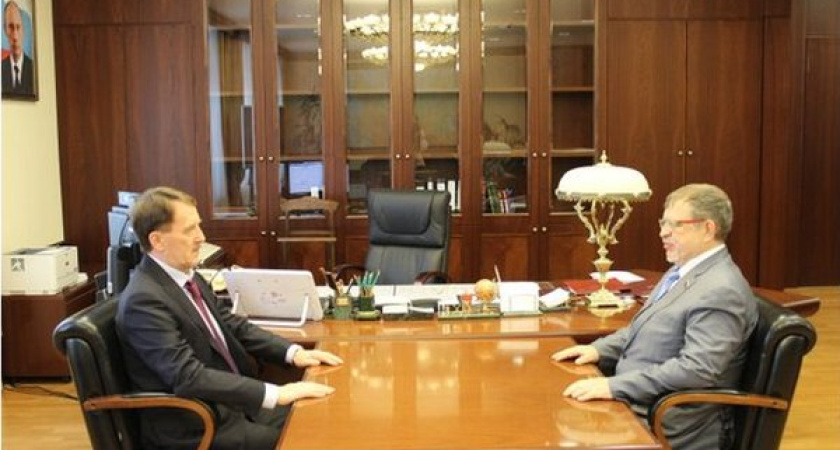 Бывший воронежский губернатор принял двух старых знакомых