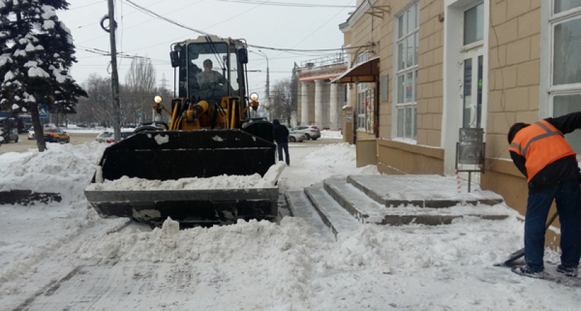 Врио мэра распорядился расчистить для воронежцев дорогу к выборам