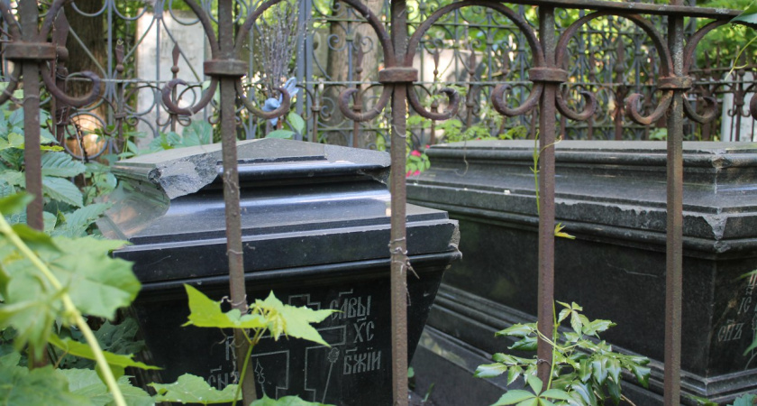 В Воронеже дела о ритуальных взятках передали в суд 